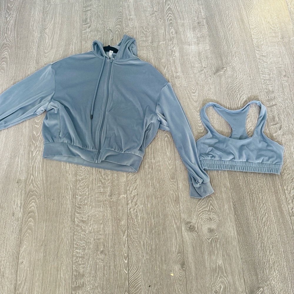 Alo yoga velvet zip up and velvet sports bra